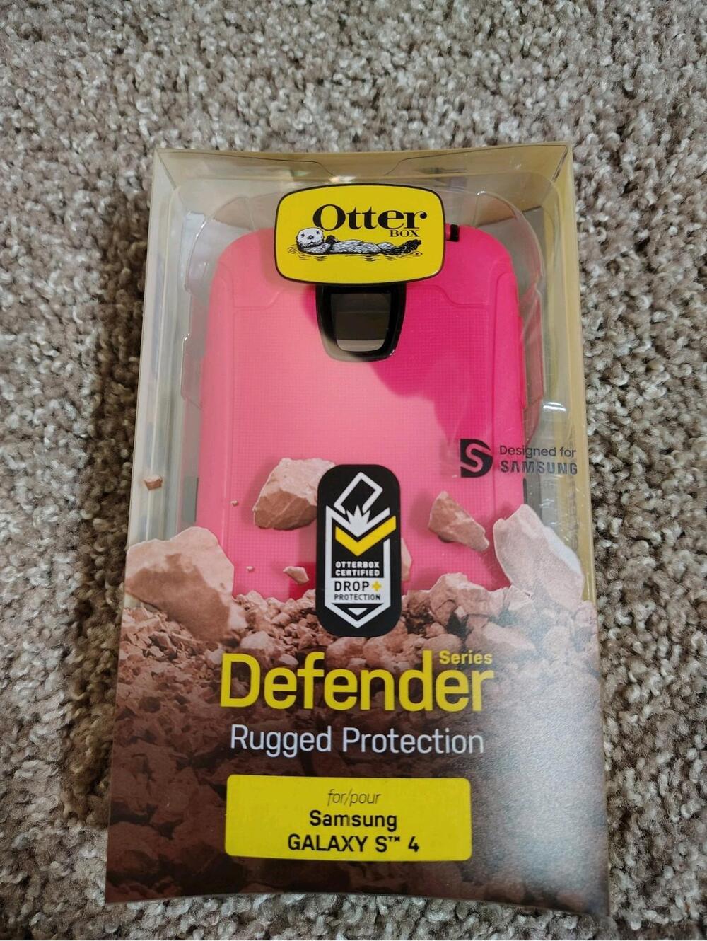 Otterbox Defender Case for Samsung Galaxy S4 - Pink with Holster